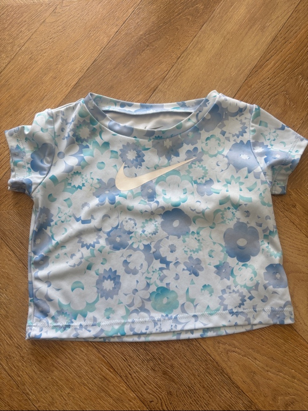 Nike Girls Light Blue Floral Performance Tee with White Swoosh Size 24M